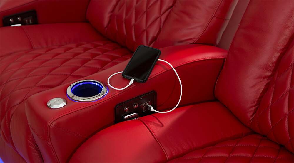 seatcraft-yc-stanza-red-usb-charging-gallery-01.jpg