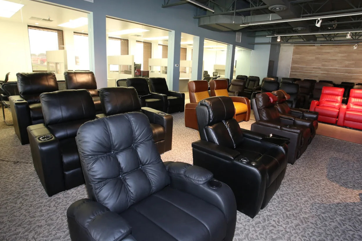 seatcraft texas showroom